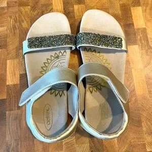 Aetrex Shoes Womens Aetrex Maria Jeweled Synthetic Sandals Size 85 Poshmark